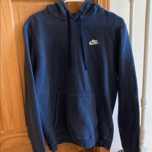 nike fuzzy hoodie